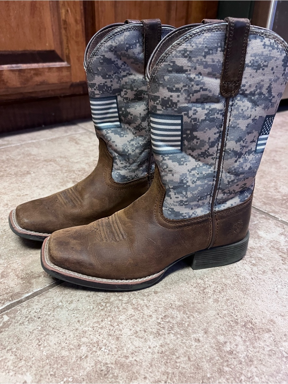 Ariat Brown patriot Leather Western Boot